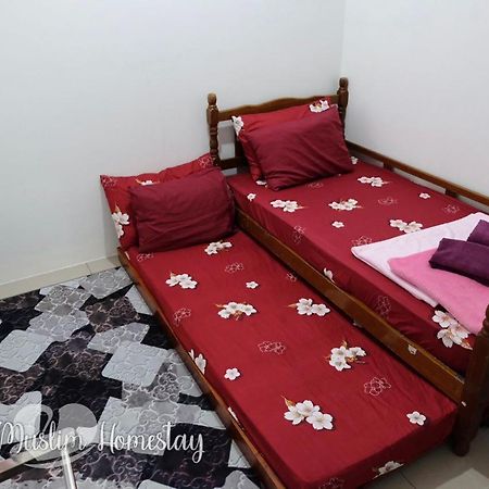 Rizqi Muslim Homestay Meru Casa Kayangan Ipoh Eksteriør billede