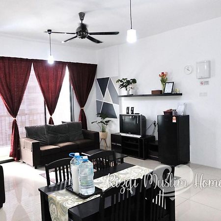 Rizqi Muslim Homestay Meru Casa Kayangan Ipoh Eksteriør billede