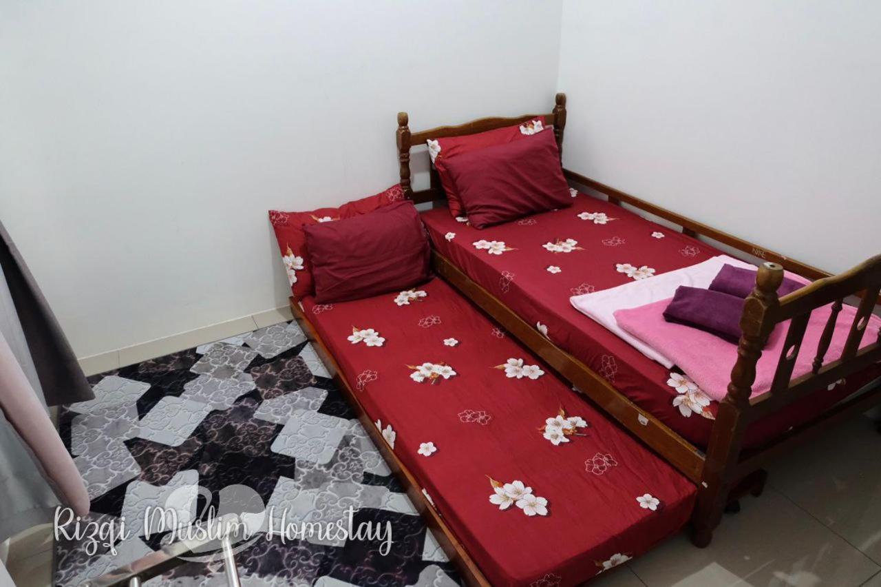 Rizqi Muslim Homestay Meru Casa Kayangan Ipoh Eksteriør billede
