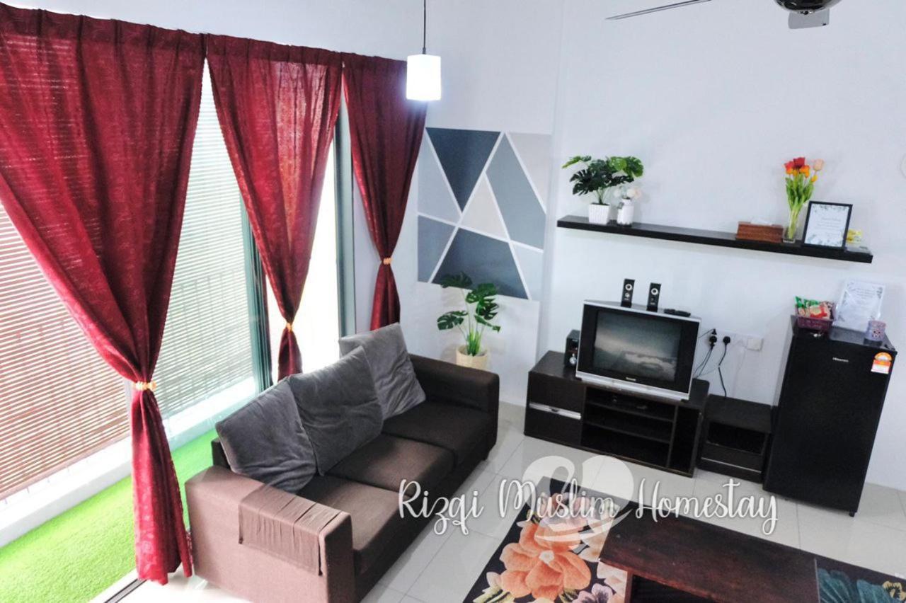 Rizqi Muslim Homestay Meru Casa Kayangan Ipoh Eksteriør billede